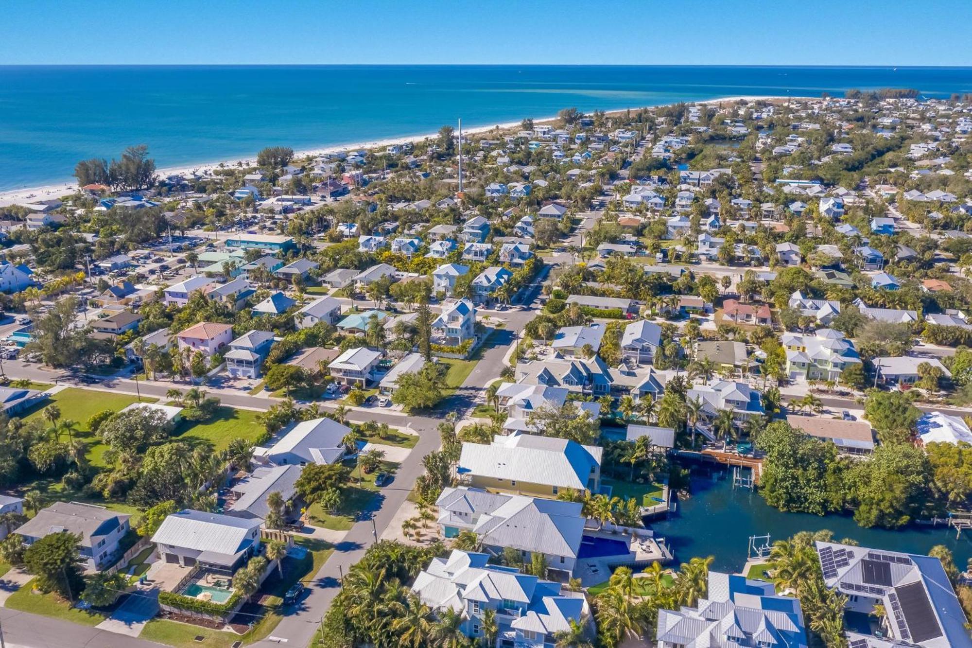 Yacht Sea Villa Anna Maria Exterior photo