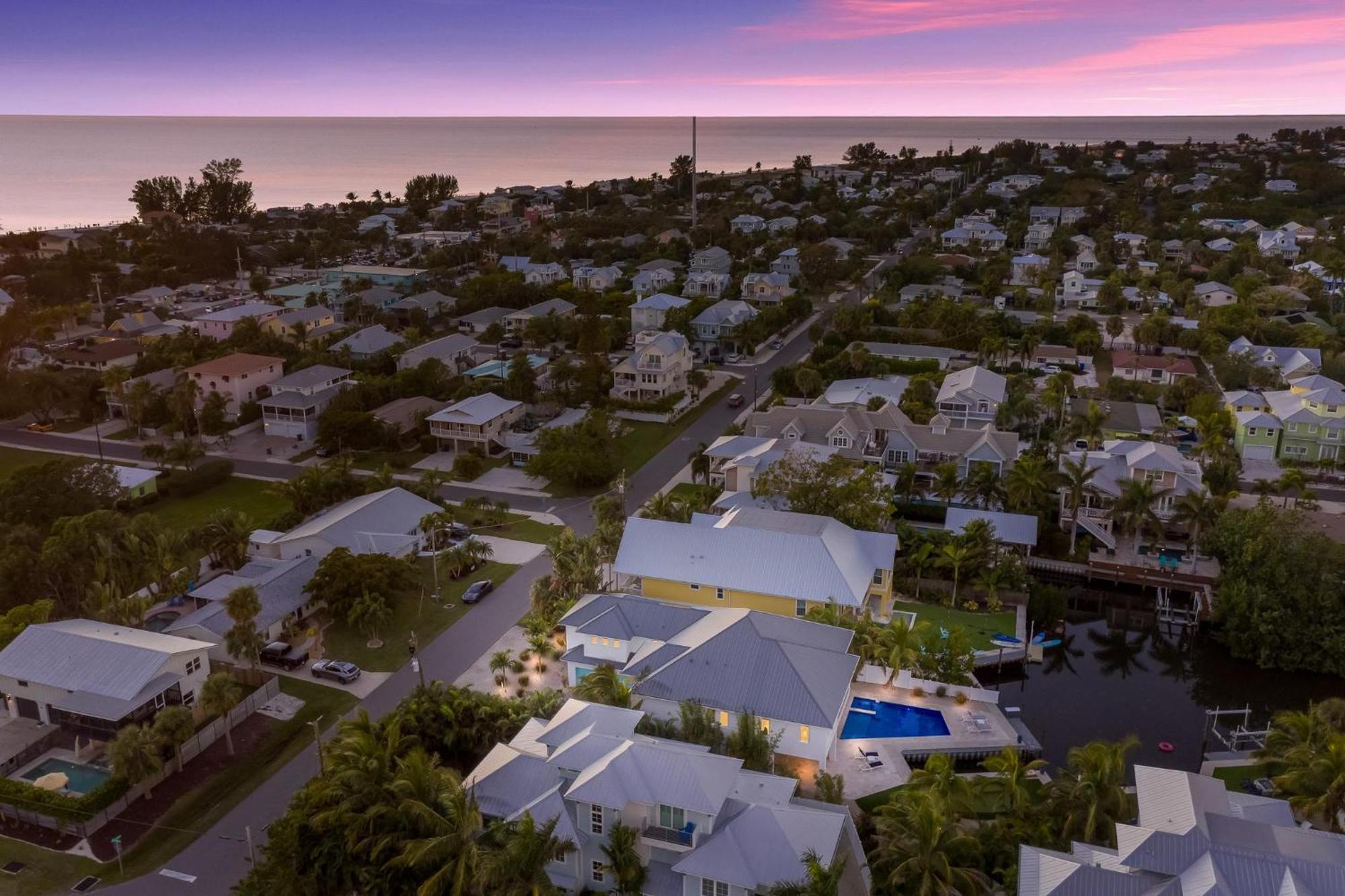 Yacht Sea Villa Anna Maria Exterior photo