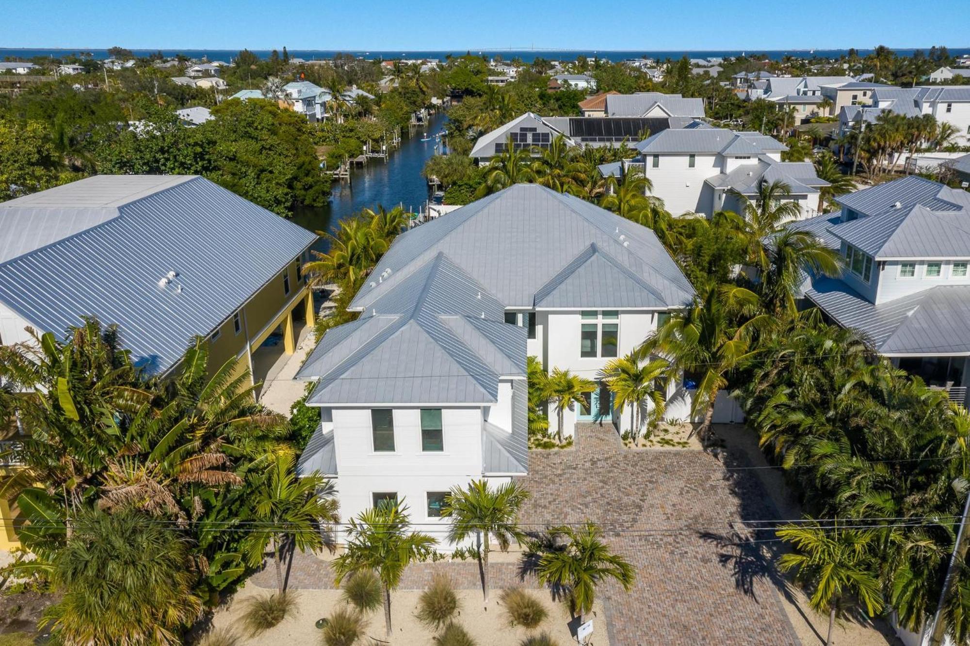 Yacht Sea Villa Anna Maria Exterior photo