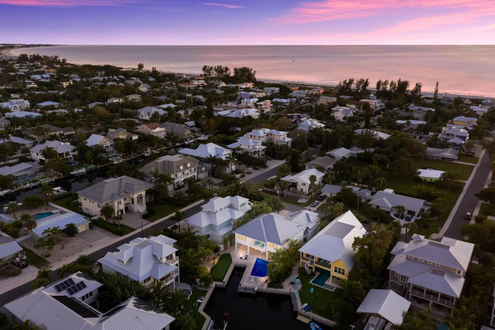 Yacht Sea Villa Anna Maria Exterior photo