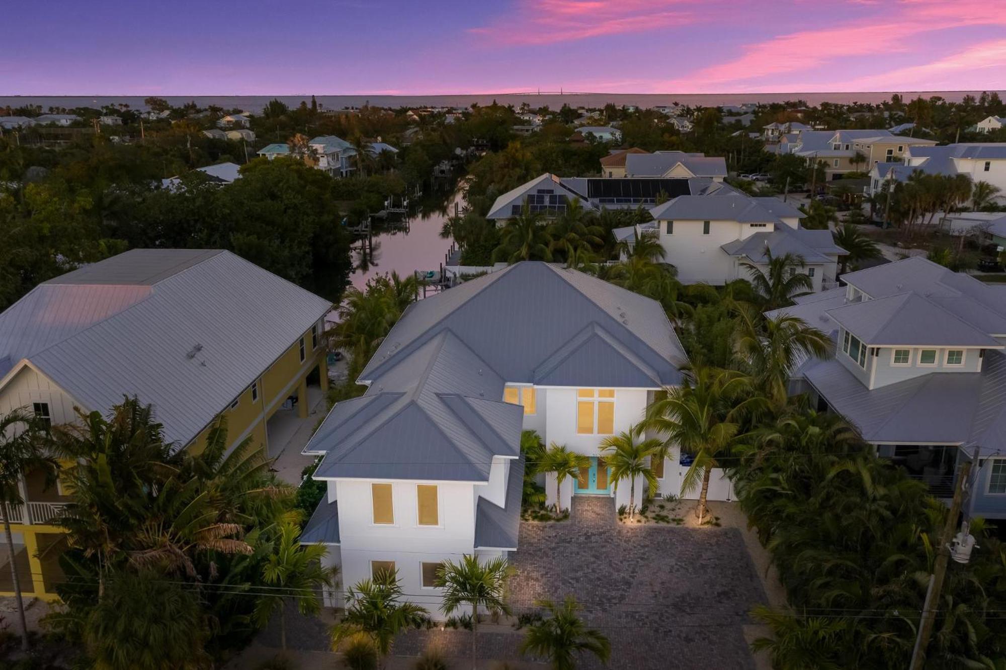 Yacht Sea Villa Anna Maria Exterior photo